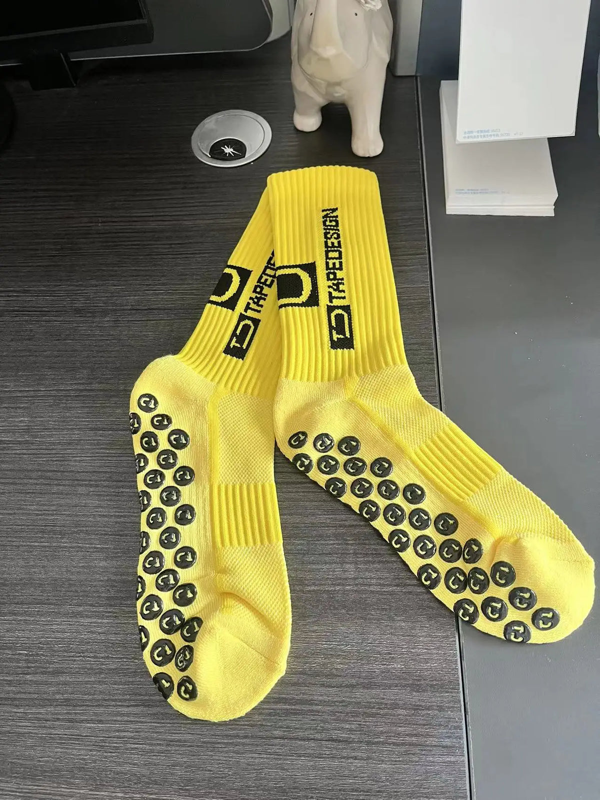 LOR MALE 2022 New Football Socks Anti-Slip High Quality Soft Breathable Thickened Towel Bottom Sports , Cycling ,Legging ,Women, Men
