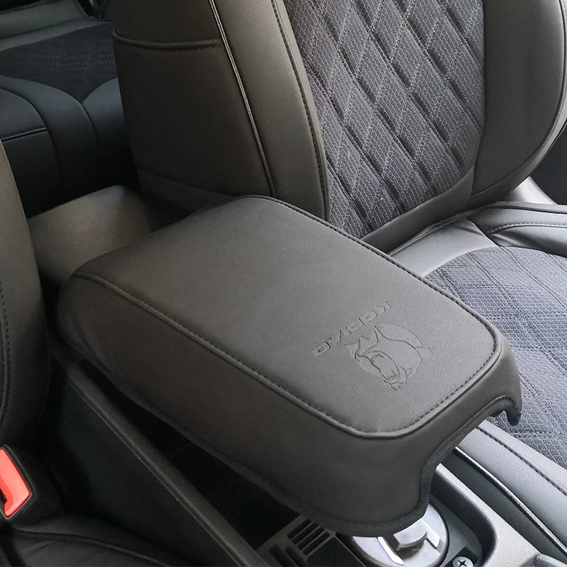 LOR MALE Car Accessories For Skoda Kodiaq 2017-2024 Car Center Console Arm Rest Protection Cushion Armrests Storage Box Cover Pad
