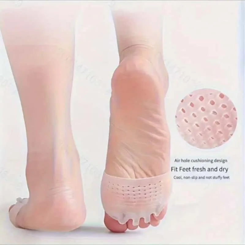 LOR MALE 1 Pair of Gel Toe Protectors for the Forefoot, Featuring Breathable Honeycomb Design, Soft Silicone Socks, Specially Designed for Comfort, Suitable for Both Men and Women.