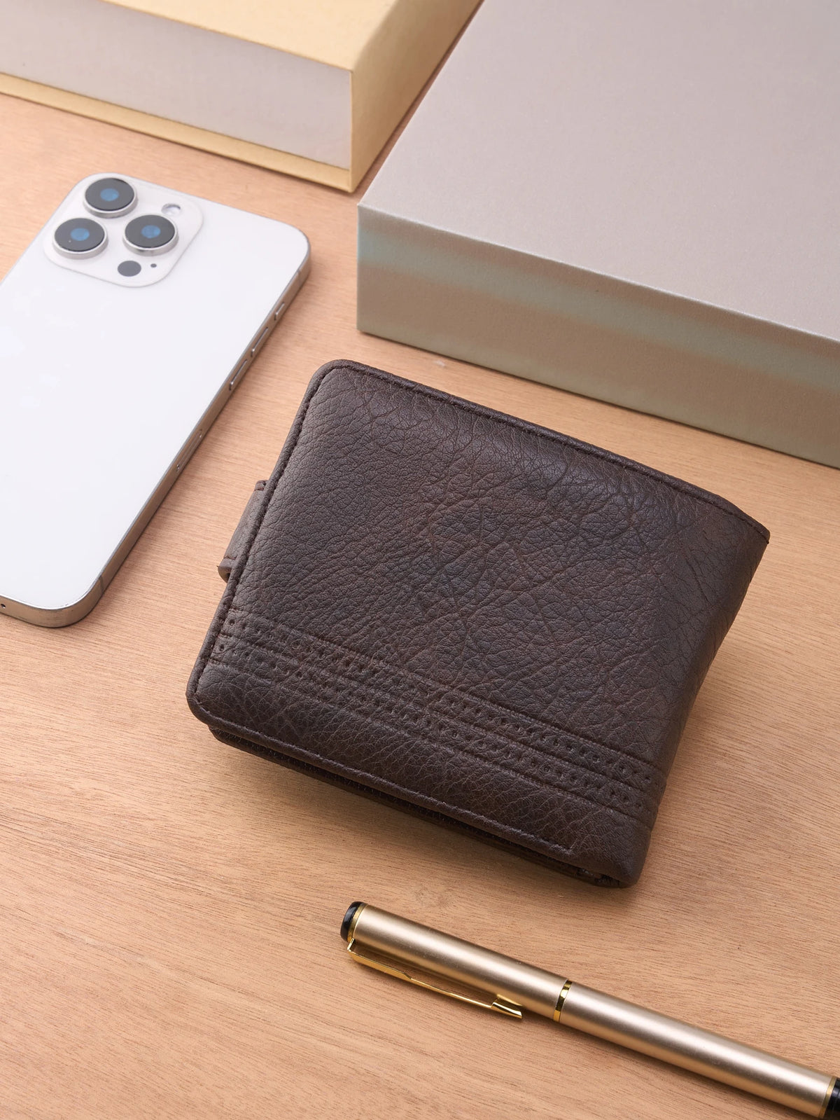 LOR MALE Slim Wallet – Multi-Card Pocket