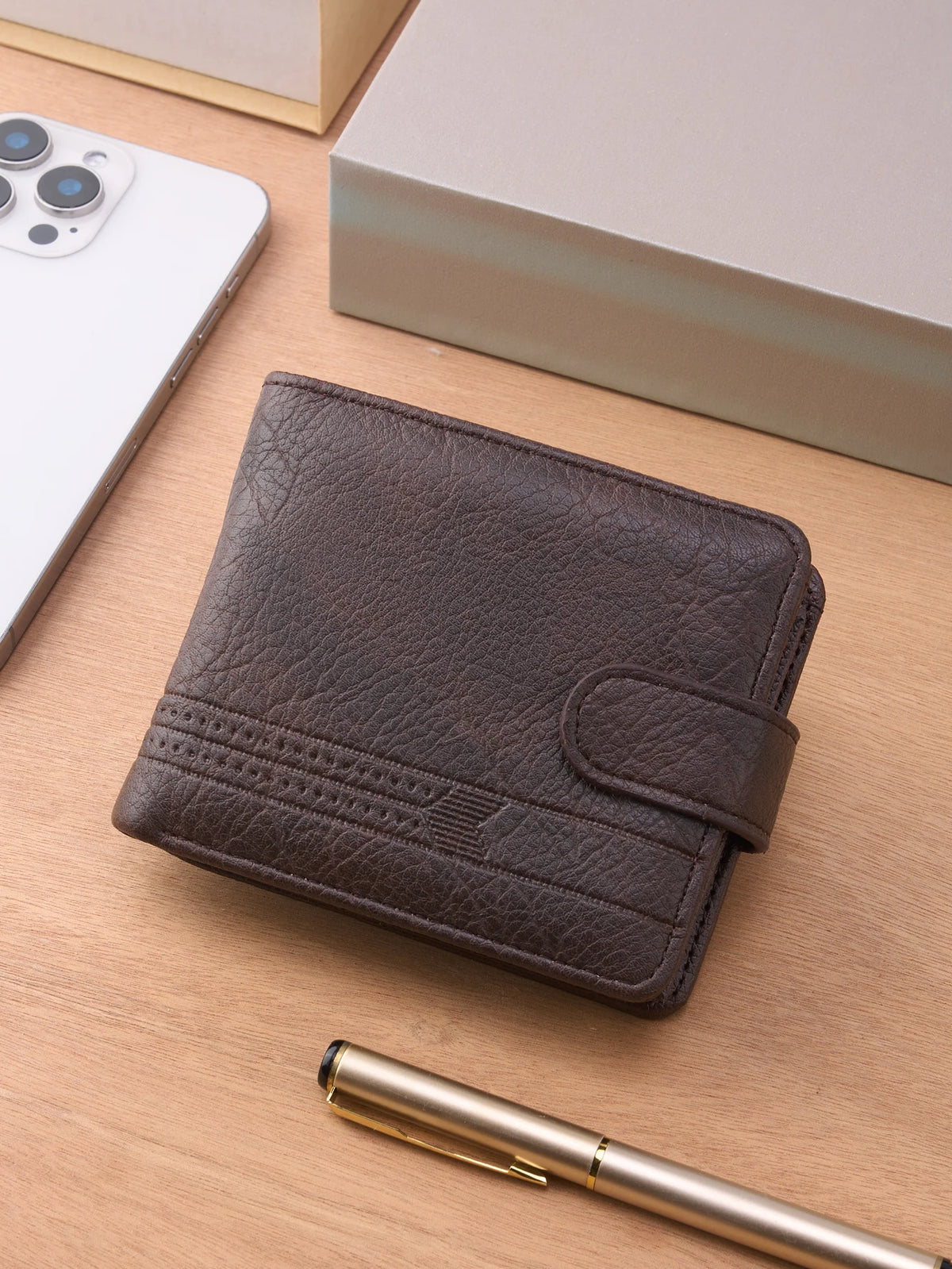 LOR MALE Slim Wallet – Multi-Card Pocket