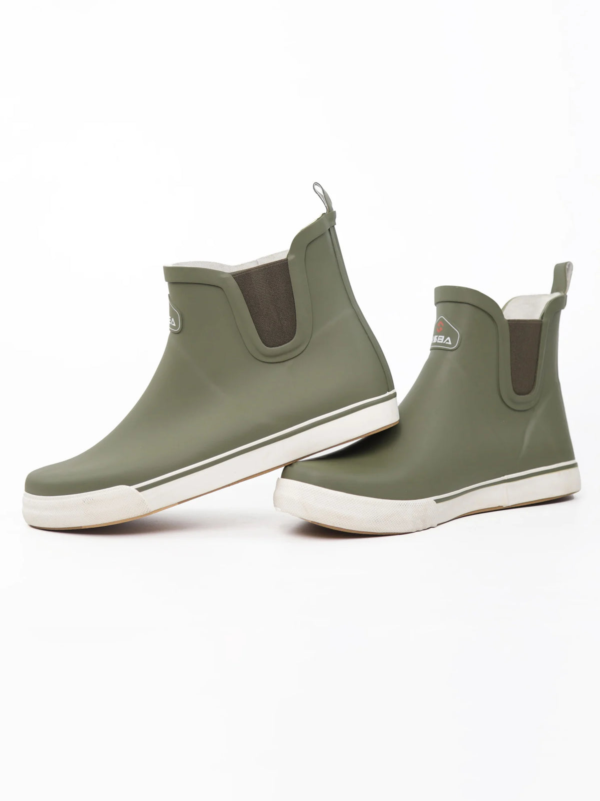 LOR MALE Low-Top Men's Chelsea Boots Waterproof Outdoor Work Rubber Shoes Flat Bottom Short Fishing Boots Deck Boots Rain Boots